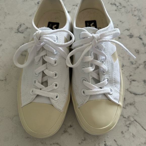 Veja watta bicolor low too sneaker - Picture 5 of 10